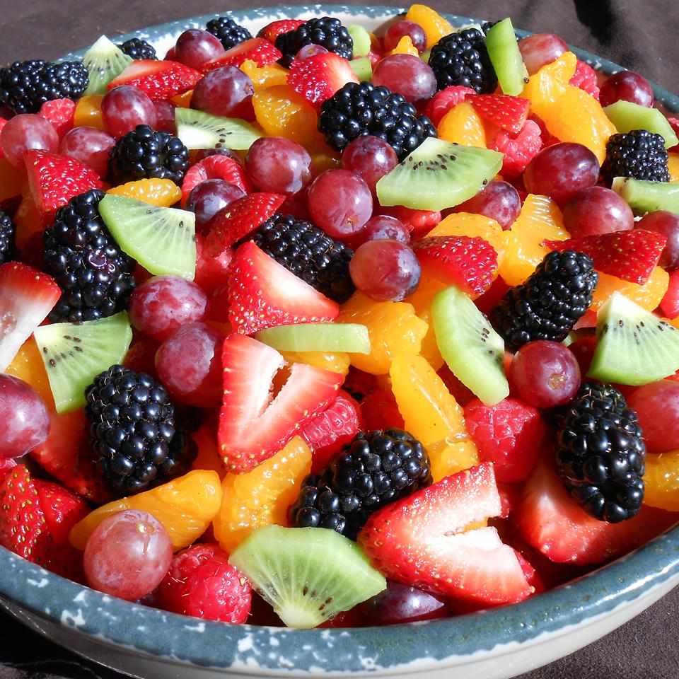 How to Make the Perfect Summer Fruit Salad